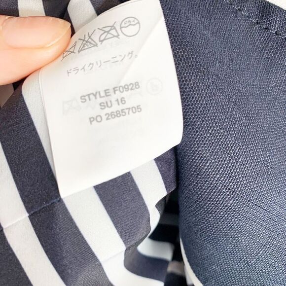 J. Crew Rhodes Navy Blue Blazer 100% Linen Nautical Crest Gold Buttons Size 00 - Picture 8 of 12